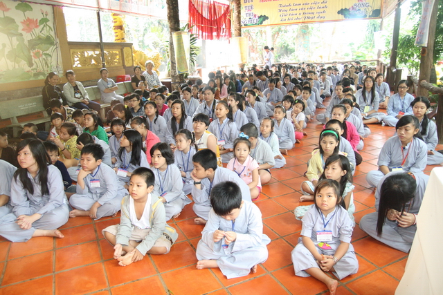 Khóa tu “Gieo hạt từ tâm” và pháp thoại “Tứ trọng ân”