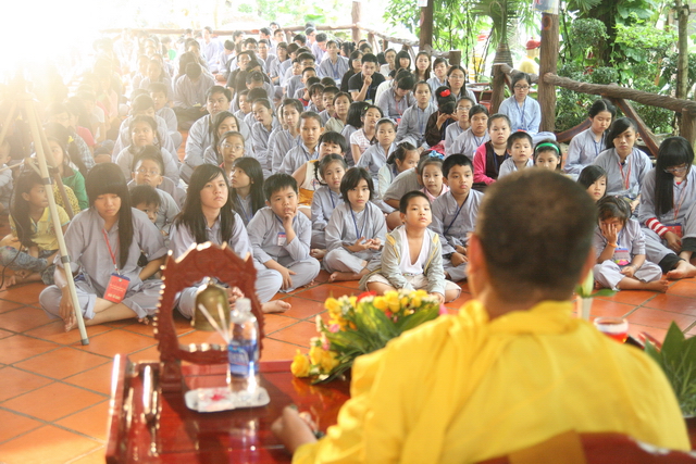 Khóa tu “Gieo hạt từ tâm” và pháp thoại “Tứ trọng ân”