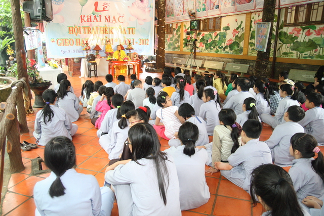 Khóa tu “Gieo hạt từ tâm” và pháp thoại “Tứ trọng ân”