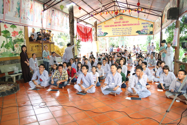 Đồng Nai: Chùm ảnh gameshow cuộc thi “Hồi trống pháp” và tô tranh với chủ đề: “Mái chùa con yêu”