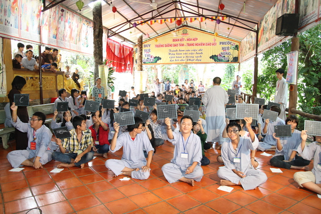 Đồng Nai: Chùm ảnh gameshow cuộc thi “Hồi trống pháp” và tô tranh với chủ đề: “Mái chùa con yêu”