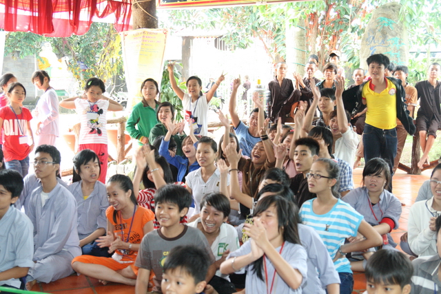 Đồng Nai: Chùm ảnh gameshow cuộc thi “Hồi trống pháp” và tô tranh với chủ đề: “Mái chùa con yêu”