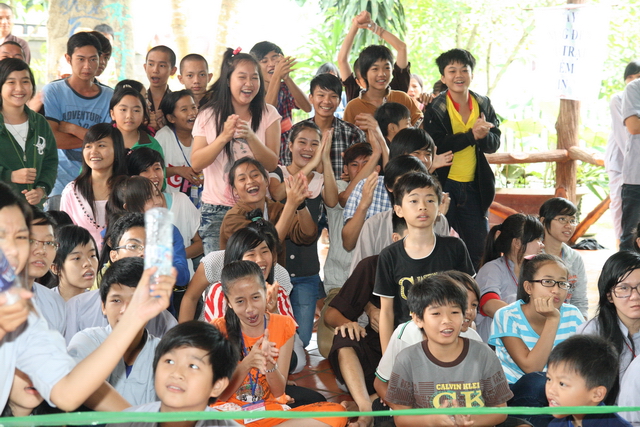 Đồng Nai: Chùm ảnh gameshow cuộc thi “Hồi trống pháp” và tô tranh với chủ đề: “Mái chùa con yêu”