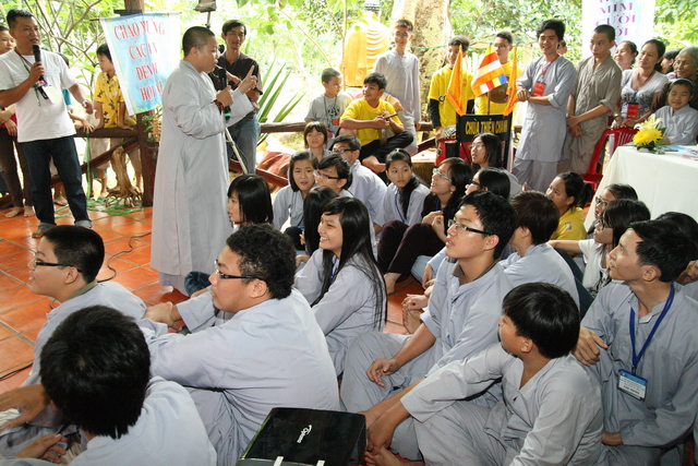 Đồng Nai: Chùm ảnh gameshow cuộc thi “Hồi trống pháp” và tô tranh với chủ đề: “Mái chùa con yêu”