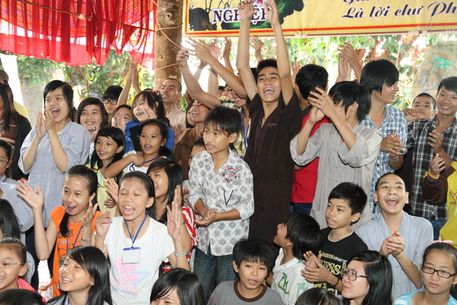 Đồng Nai: Chùm ảnh gameshow cuộc thi “Hồi trống pháp” và tô tranh với chủ đề: “Mái chùa con yêu”