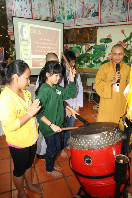 Đồng Nai: Chùm ảnh gameshow cuộc thi “Hồi trống pháp” và tô tranh với chủ đề: “Mái chùa con yêu”