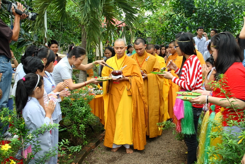 Đồng Nai: Mãi nhớ phiên chợ quê hương tại khóa tu mùa hè “Gieo hạt từ tâm” chùa Thiên Chánh