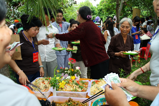 Đồng Nai: Mãi nhớ phiên chợ quê hương tại khóa tu mùa hè “Gieo hạt từ tâm” chùa Thiên Chánh