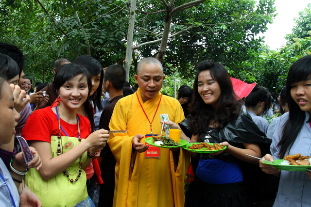 Đồng Nai: Mãi nhớ phiên chợ quê hương tại khóa tu mùa hè “Gieo hạt từ tâm” chùa Thiên Chánh