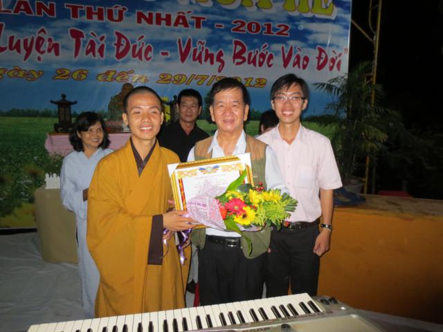 Long An: Hân hoan đón chào đêm khai mạc khóa tu mùa hè lần thứ nhất tại chùa Khánh Ninh