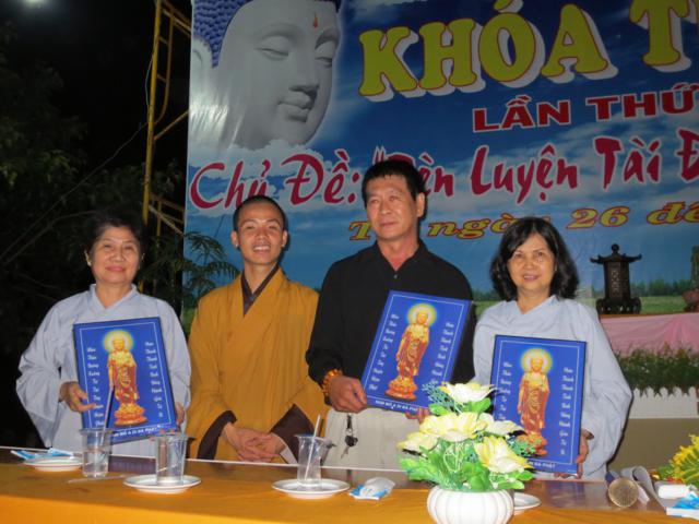 Long An: Hân hoan đón chào đêm khai mạc khóa tu mùa hè lần thứ nhất tại chùa Khánh Ninh