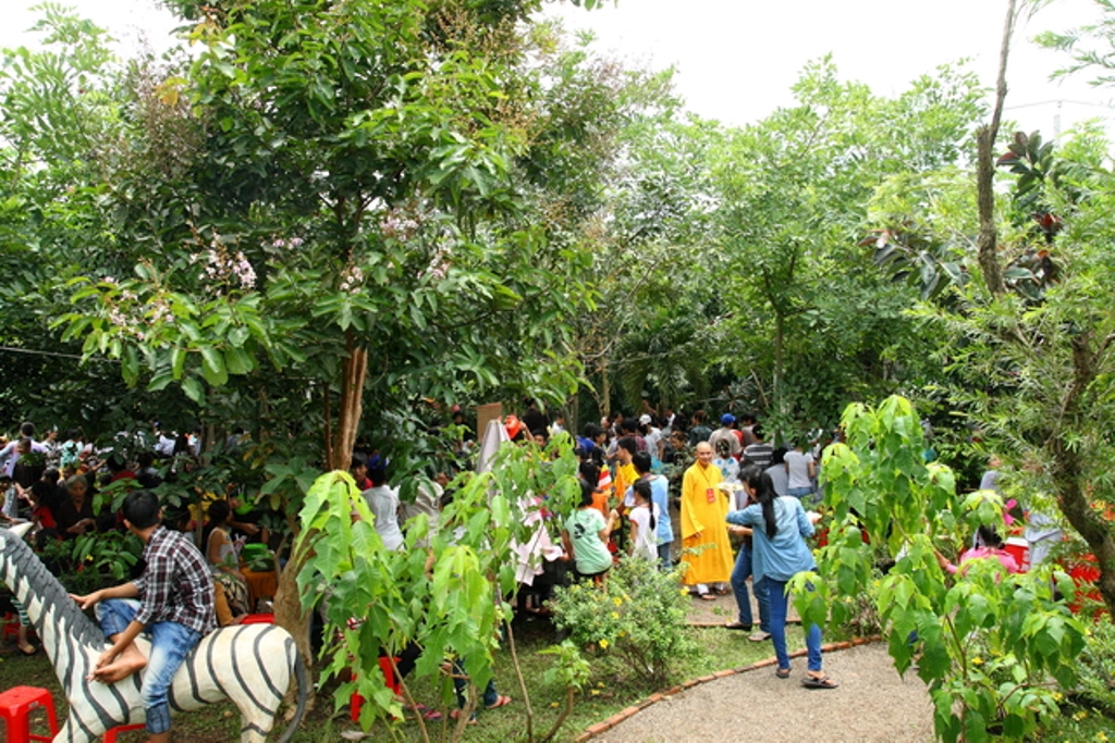 Đồng Nai: Mãi nhớ phiên chợ quê hương tại khóa tu mùa hè “Gieo hạt từ tâm” chùa Thiên Chánh