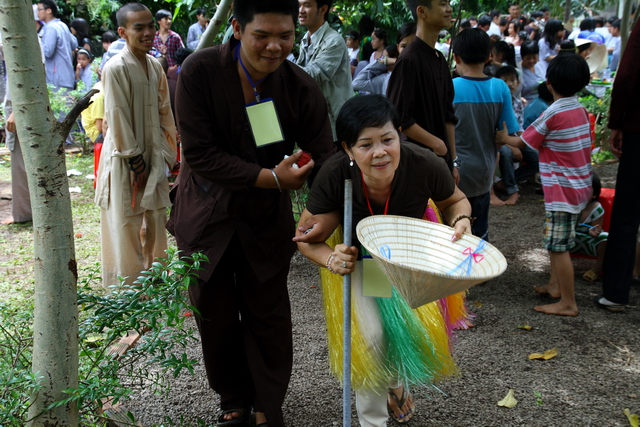 Đồng Nai: Mãi nhớ phiên chợ quê hương tại khóa tu mùa hè “Gieo hạt từ tâm” chùa Thiên Chánh
