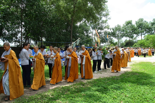 Đồng Nai: Chùm ảnh trại Hạnh ngành Nữ - Hoành tráng với phiên chợ quê hương