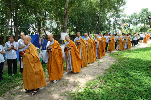 Đồng Nai: Chùm ảnh trại Hạnh ngành Nữ - Hoành tráng với phiên chợ quê hương