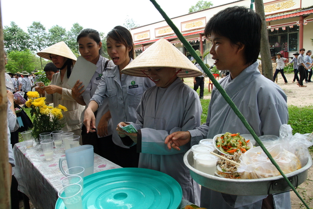 Đồng Nai: Chùm ảnh trại Hạnh ngành Nữ - Hoành tráng với phiên chợ quê hương