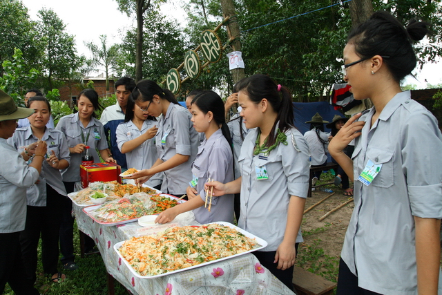 Đồng Nai: Chùm ảnh trại Hạnh ngành Nữ - Hoành tráng với phiên chợ quê hương