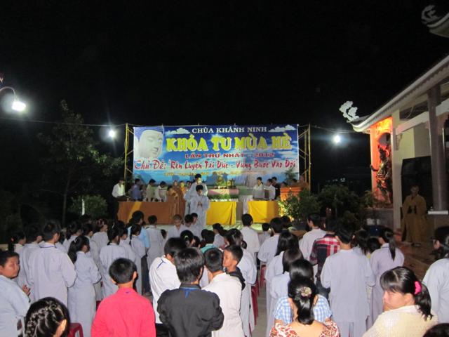 Long An: Hân hoan đón chào đêm khai mạc khóa tu mùa hè lần thứ nhất tại chùa Khánh Ninh