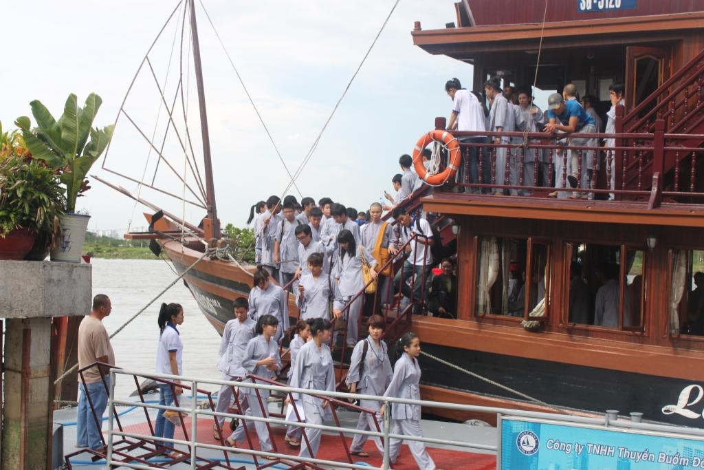 TPHCM: Khóa tu Gieo Hạt Từ Tâm kì 3 với chủ đề: Lắng Nghe Để Hiểu - Hiểu Để Thương