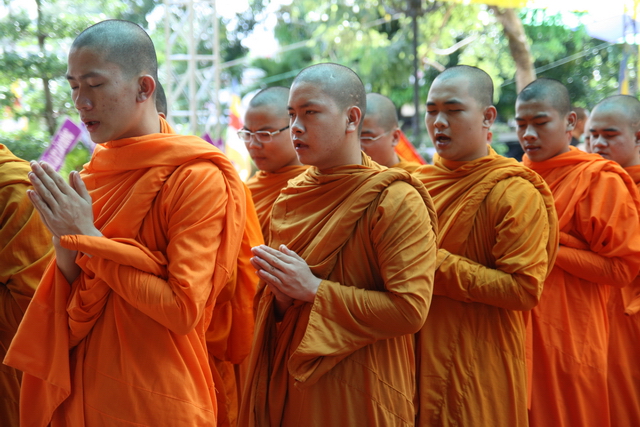 Chùm ảnh: Các đoàn viếng tang lễ HT. Thích Minh Châu - Chiều 03/09/2012