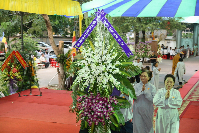 Chùm ảnh: Các đoàn viếng tang lễ HT. Thích Minh Châu - Chiều 03/09/2012