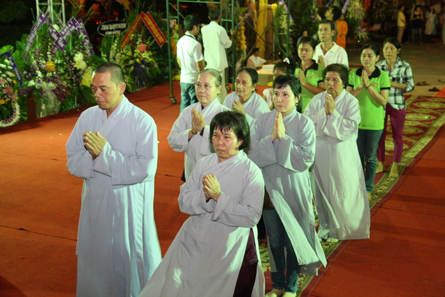Chùm ảnh: Các đoàn viếng tang lễ HT. Thích Minh Châu - Chiều 03/09/2012