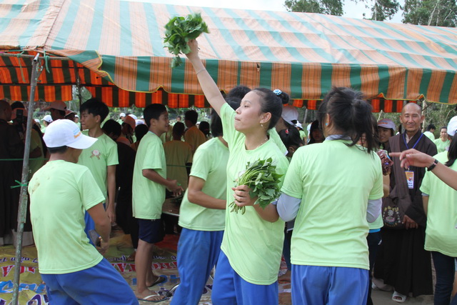 Hoằng Pháp Trẻ: Chùm ảnh “Hành trình về nguồn” - Hội trại “Tuổi trẻ và cuộc sống” lần V