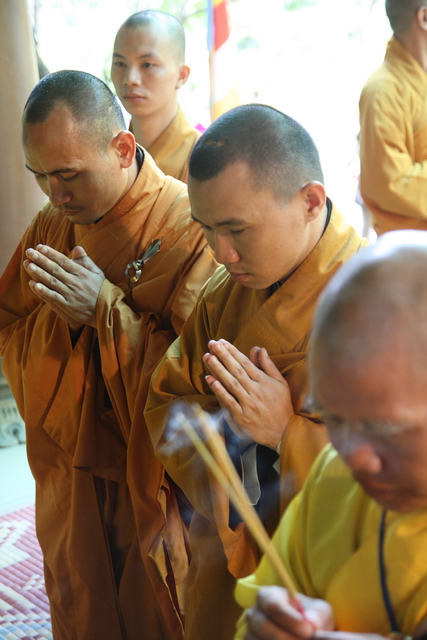 Chùm ảnh: Các đoàn viếng tang lễ HT. Thích Minh Châu - Sáng 04/09/2012