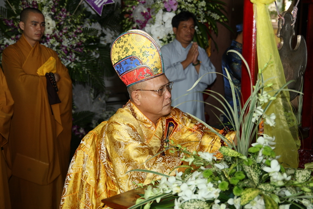 Chùm ảnh: Các đoàn viếng tang lễ HT. Thích Minh Châu - Sáng 04/09/2012