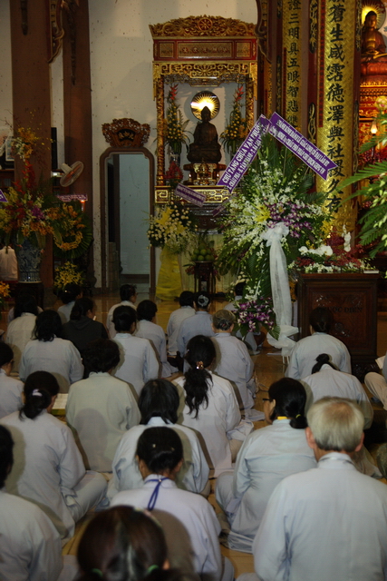 Chùm ảnh: Các đoàn viếng tang lễ HT. Thích Minh Châu - Chiều 04/09/2012