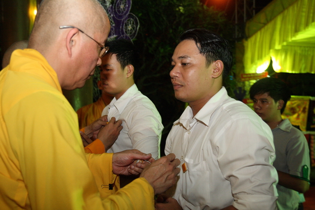 Chùm ảnh: Các đoàn viếng tang lễ HT. Thích Minh Châu - Chiều 05/09/2012