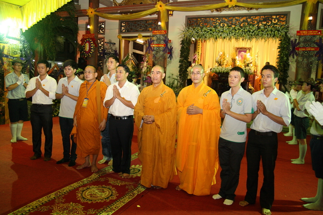 Chùm ảnh: Các đoàn viếng tang lễ HT. Thích Minh Châu - Chiều 05/09/2012