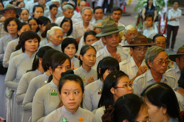 Chùm ảnh: Các đoàn viếng tang lễ HT. Thích Minh Châu - Sáng 06/09/2012