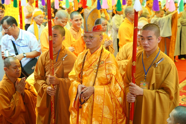 Chùm ảnh: Các đoàn viếng tang lễ HT. Thích Minh Châu - Sáng 06/09/2012