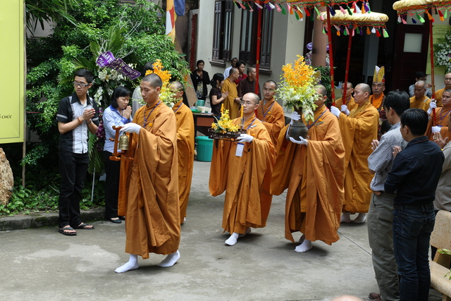 Chùm ảnh: Các đoàn viếng tang lễ HT. Thích Minh Châu - Sáng 07/09/2012
