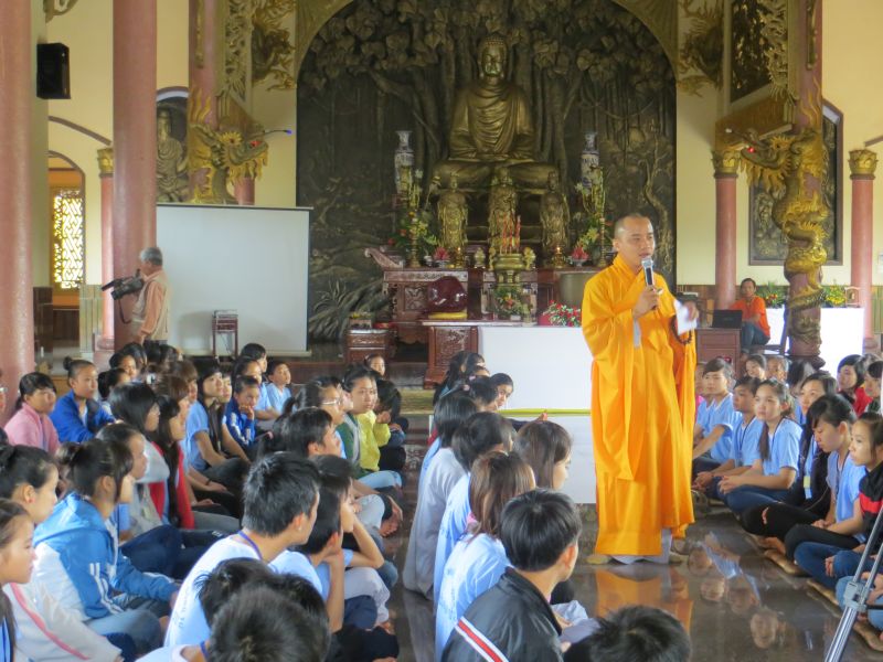 Khóa tu Thiện Tài Đồng Tử III: buổi pháp thoại sôi nổi và ý nghĩa của ĐĐ. Thích Đạo Quang