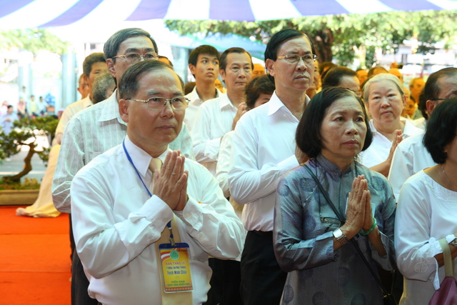 Chùm ảnh: Các đoàn viếng tang lễ HT. Thích Minh Châu - Sáng 08/09/2012