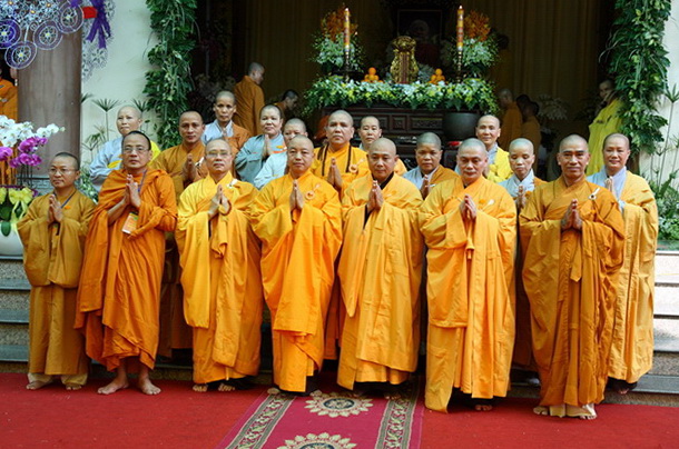 Chùm ảnh: Các đoàn viếng tang lễ HT. Thích Minh Châu - Chiều 08/09/2012
