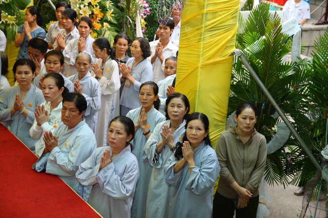 Chùm ảnh: Lễ Cung thỉnh Giác linh cố trưởng lão HT. Thích Minh Châu tham yết Phật Tổ