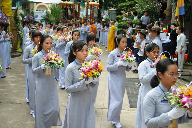 Chùm ảnh: Lễ Cung thỉnh Giác linh cố trưởng lão HT. Thích Minh Châu tham yết Phật Tổ