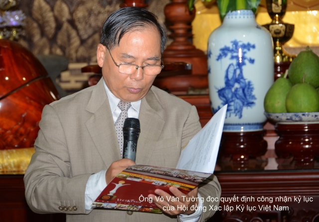 Quyển thư pháp Bát Nhã Tâm Kinh lớn nhất (Vượt kỷ lục Việt Nam)