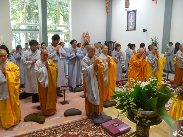 Uống Nước Nhớ Nguồn