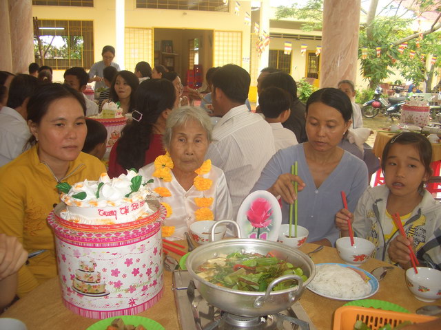 Kiên Giang: Lễ mừng thọ tập thể tại tịnh xá Ngọc Phúc
