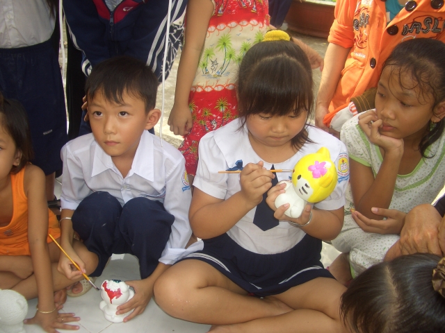 Kiên Giang: Đêm hội trăng rằm tại tịnh xá Ngọc Phúc