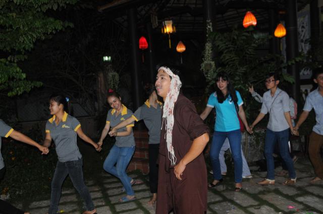 TpHCM : Tịnh Viện Pháp Hạnh tổ chức &quot; Đêm Trăng Tuổi Thơ&quot;