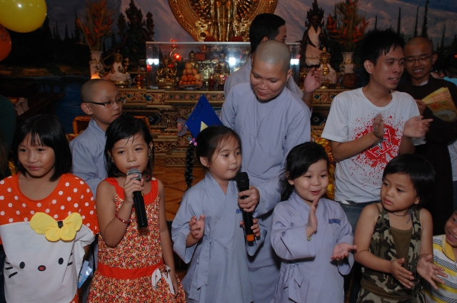 TP. HCM: Đón mừng Trung Thu tại Quan Âm tu viện