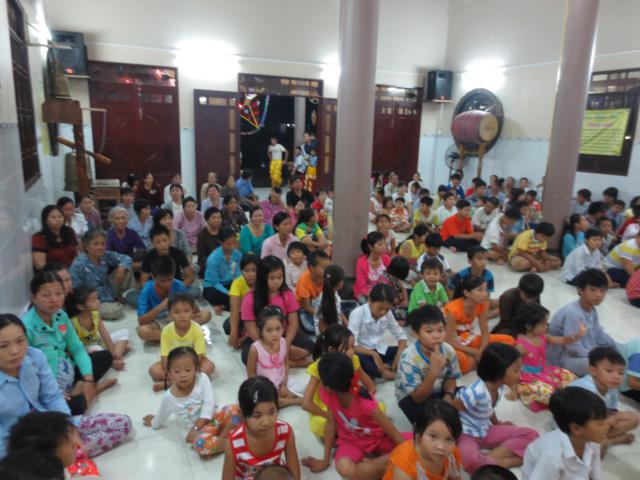 Ấm Áp Đêm Trung Thu Tại Chùa Khánh Ninh