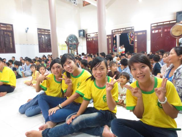 Ấm Áp Đêm Trung Thu Tại Chùa Khánh Ninh