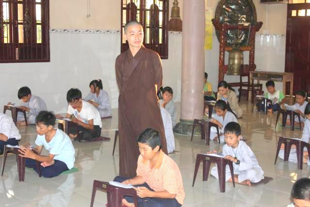 Long An: Thi giáo lý và Lễ tri ân những bậc thầy