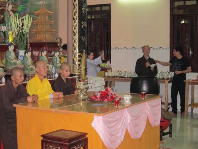 Ấm Áp Đêm Trung Thu Tại Chùa Khánh Ninh